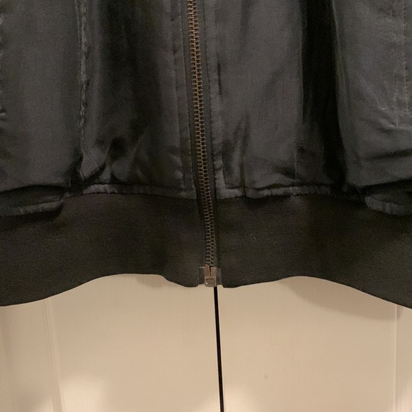 EUC Yorn mens 100% silk jacket - Picture 4 of 10